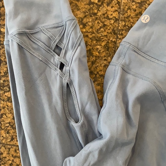Lululemon Size 6 Melodic Movement 7/8 Tight 25” - Picture 2 of 4